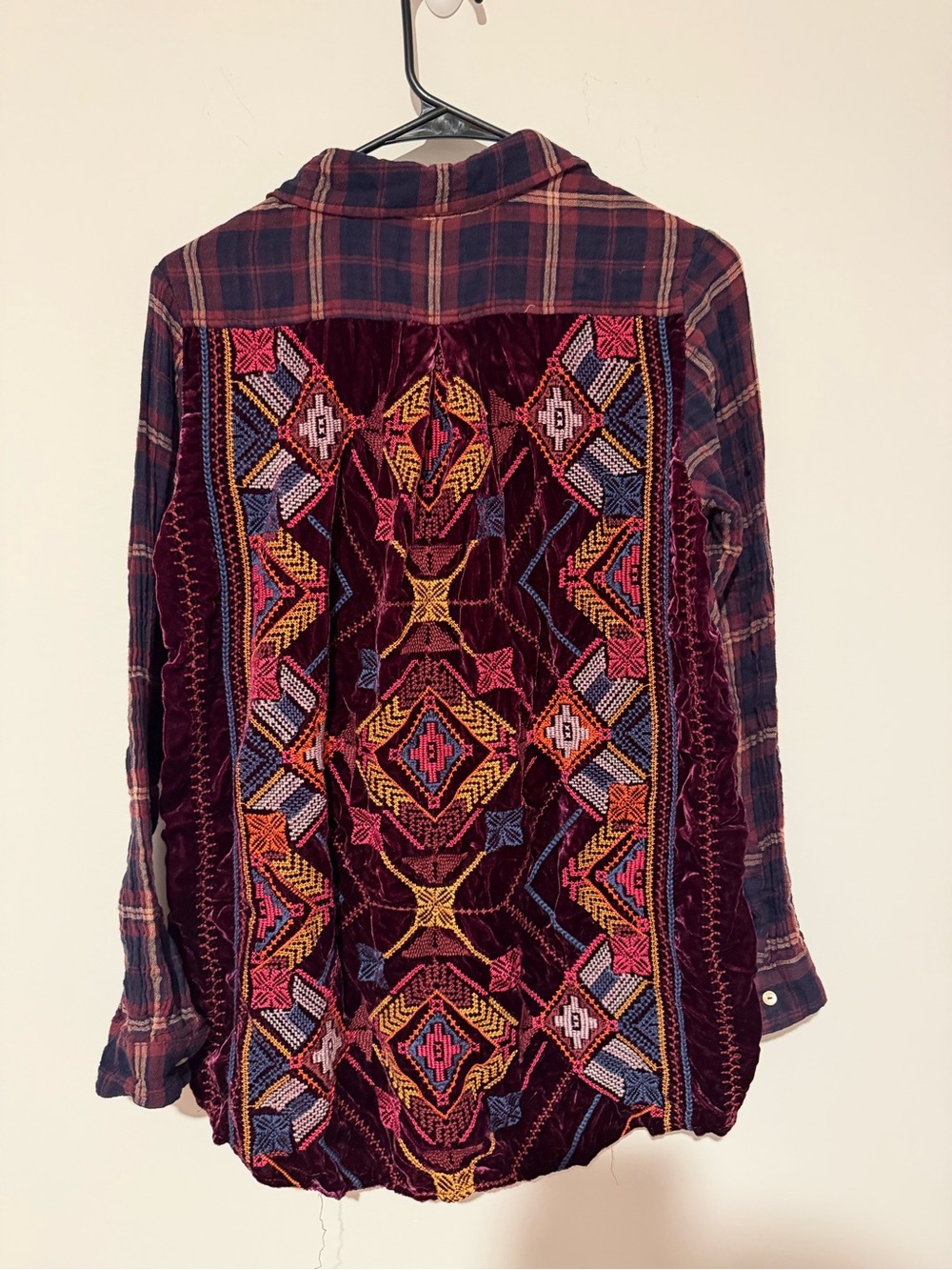 Embroidered Velvet-Back Plaid Women's Shirt Jacket - Burgundy Size:XS - Picture 5 of 5